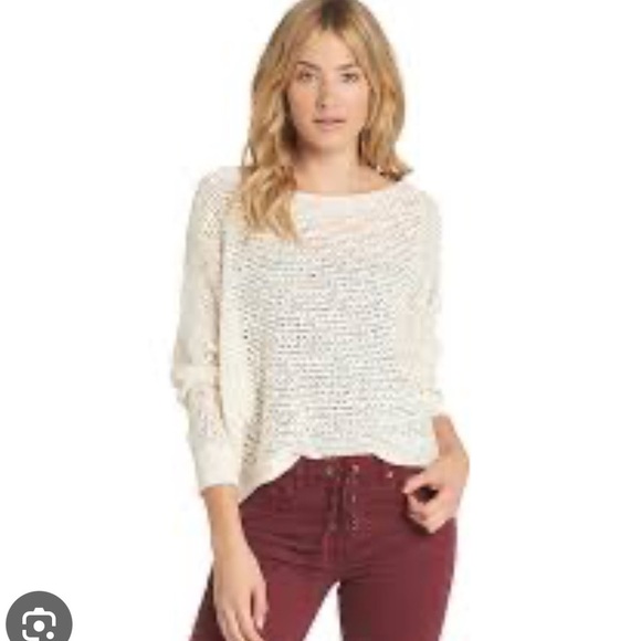 Like New Billabong Dance With Me Crochet Sweater in Cool Whip Size Small - Picture 1 of 5